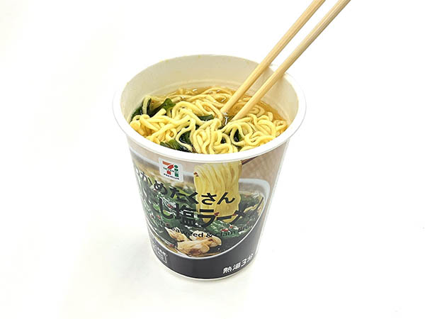 The Best Value Shio Ramen
Recommended Cup Ramen in Japan
Wakame & Clam Broth Shio Ramen
