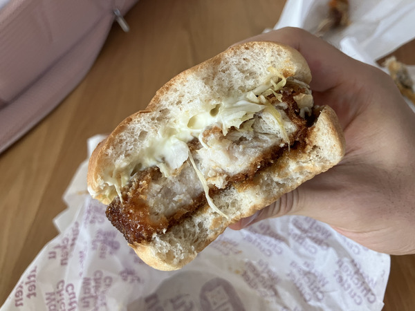 Wafu Chicken Katsu Burger
KFC's recommended burgers