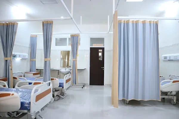 Six-person hospital room