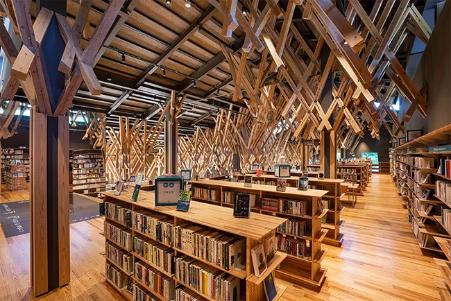 Beautiful Japanese Library "Kumonoue Library"