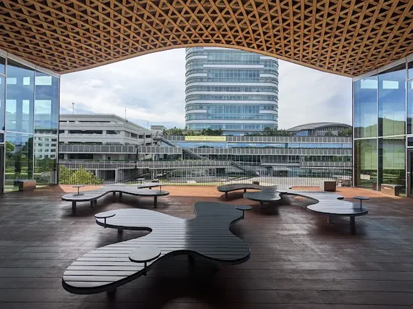 Japan's Beautiful Library "Minna no Mori Gifu Media Cosmos"